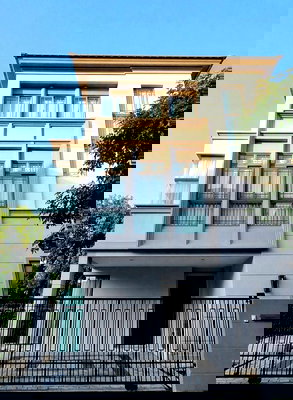 บ้านเดี่ยว วิทยาลัยนานาชาติราฟเฟิลส์ : S1124 🚨 บ้านหรู 3 ชั้น ใกล้เมกะบางนา  เพียง 12 ล้าน 🚨