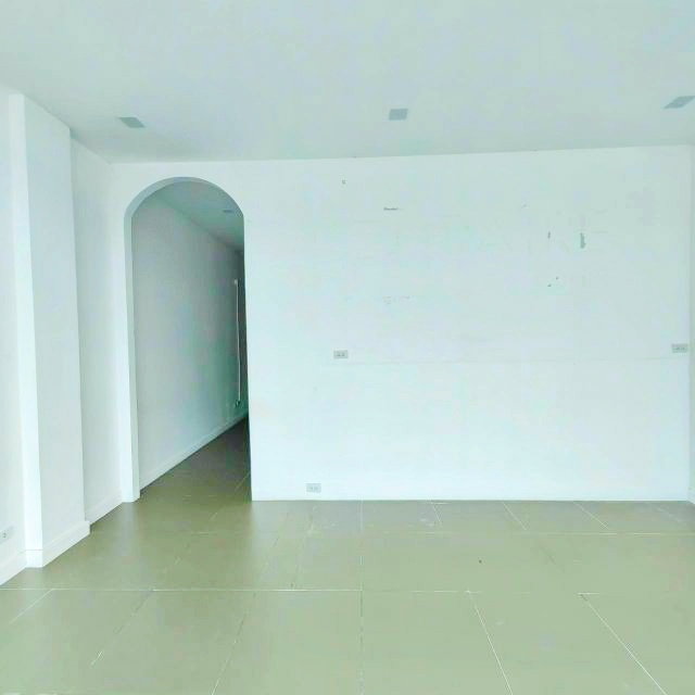 รูป พลายชุมพล ใกล้เซ็นทรัลพิณุโลก 1.6 กม. อาคารพาณิชย์ 3 ชั้น 3นอน 3น้ำ ถนนวงแหวน by pass 16ตร.วา. 190ตร.ม. เมืองพิษณุโลก รพ.พิษณุโลก 2.6 กม. - รูปที่ 3/8