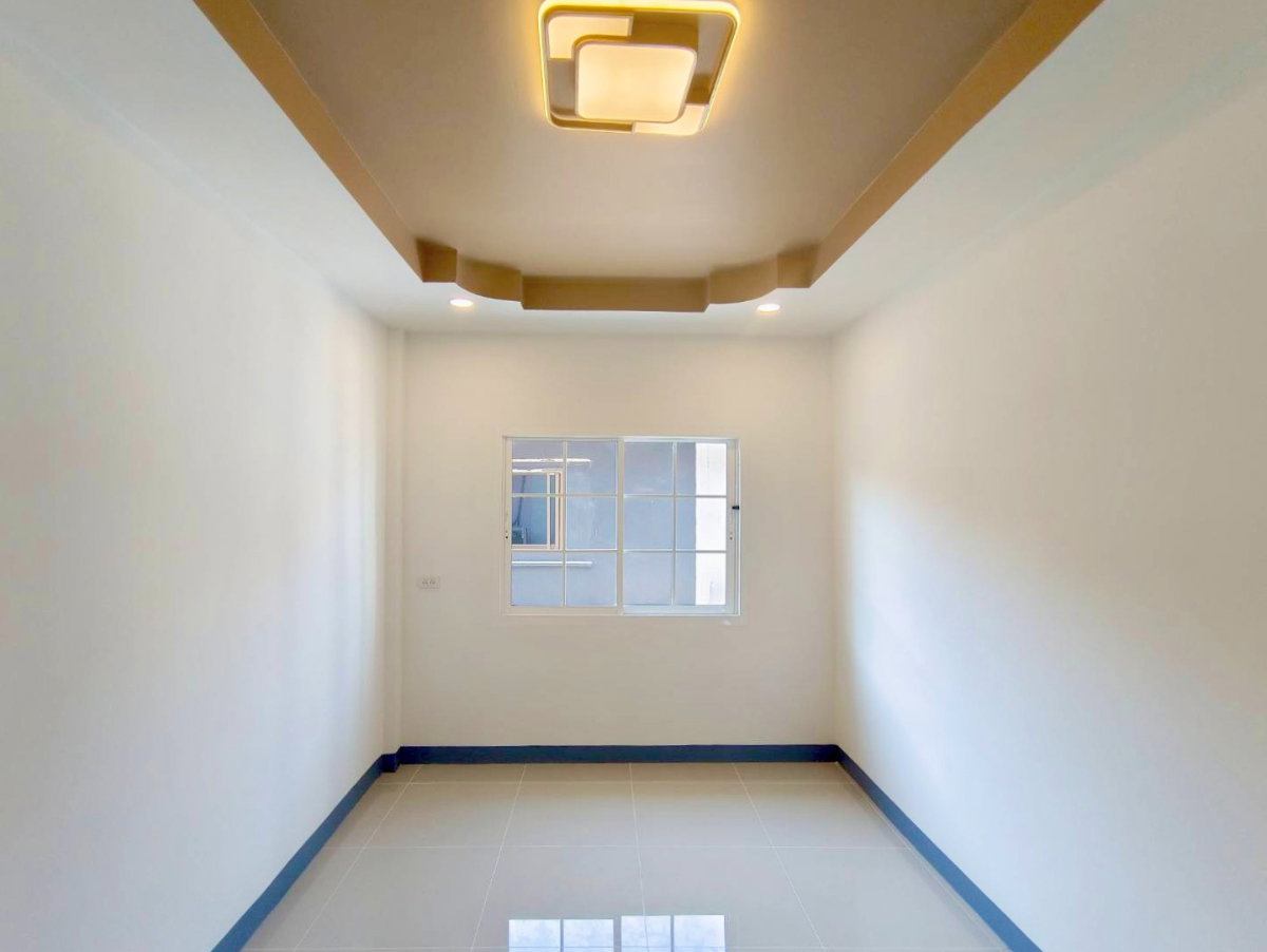 รูป ขายทาวน์เฮ้าส์ รีโนเวทใหม่ เค.ซี.3 หทัยราษฎร์39 เนื้อที่ 22.5 ตร.ว. 3 นอน 2 น้ำ ใกล้ทางด่วนจตุโชติ แฟชั่นไอส์แลนด์ ฟรีโอน พร้อมอยู่ - รูปที่ 21/31