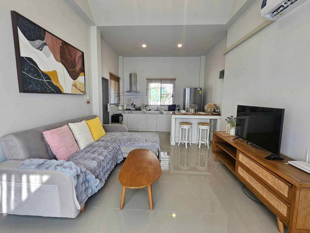 รูป ให้เช่า Pool Villa หางดง(บ้านถวาย) เชียงใหม่ พร้อมตกแต่ง เฟอร์ไม้สักทุกห้อง (R1030) T.0946511456 - รูปที่ 6/13