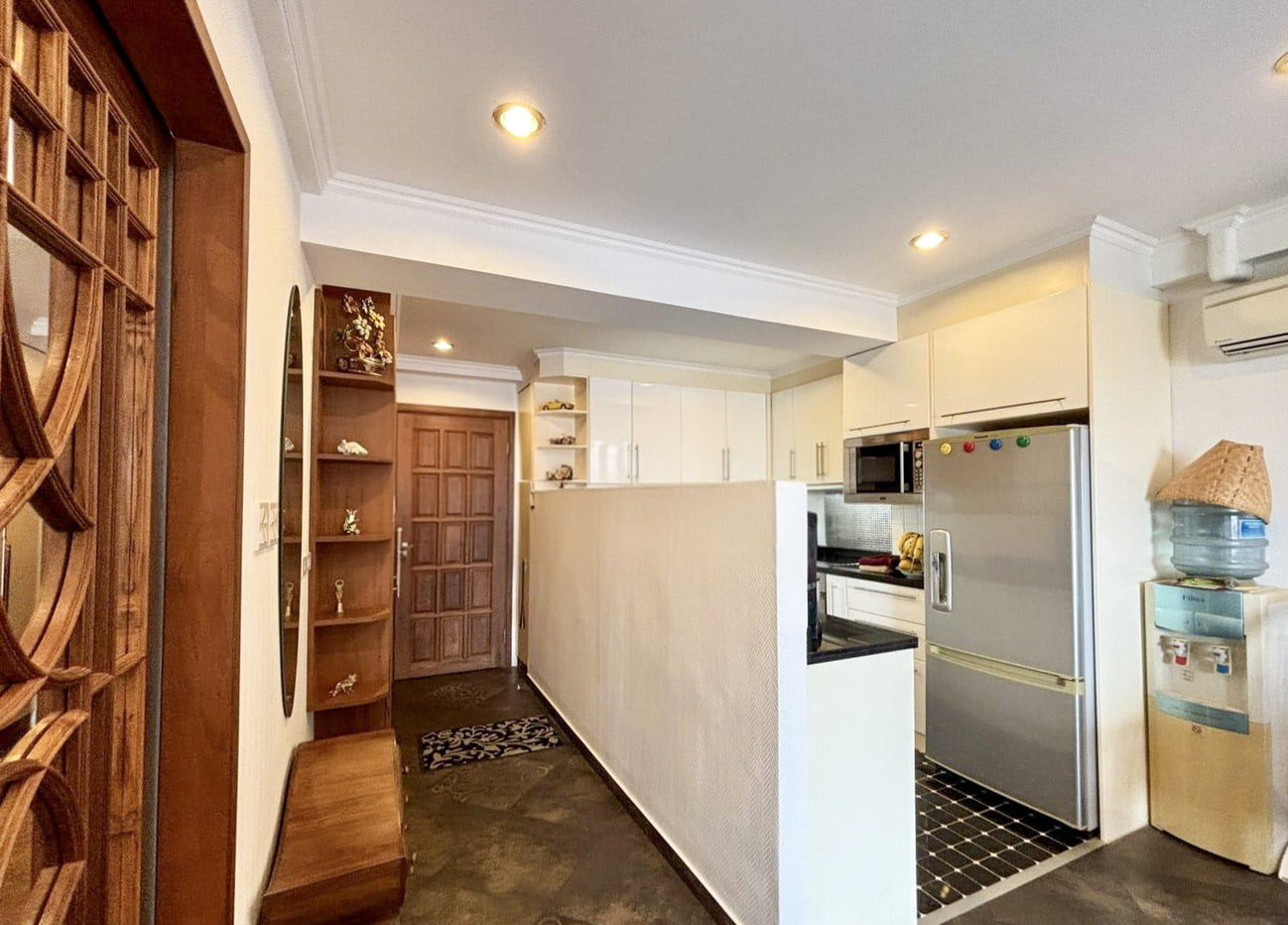 รูป 2 Bedroom for Sale Jomtien Beach Condominium Rimhad Pattaya - รูปที่ 4/13