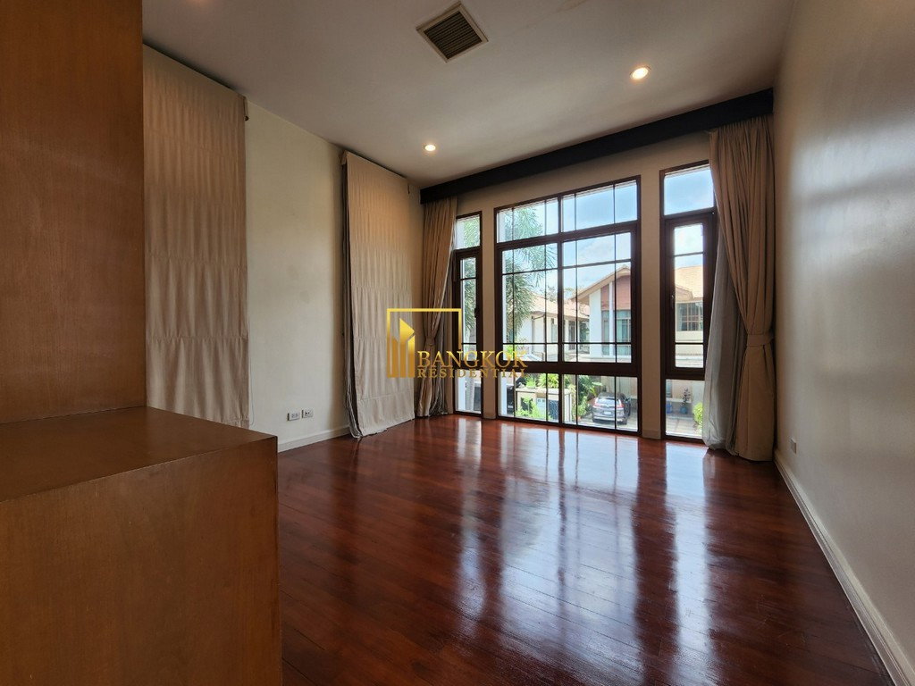 รูป Baan Sansiri 67 | Impressive 4 Bedroom Luxury House For Rent - BR8408SH - รูปที่ 29/48
