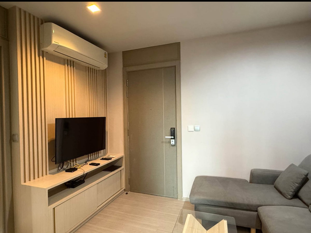 picture Condo For Rent Life Asoke - Rama 9 - 5/9