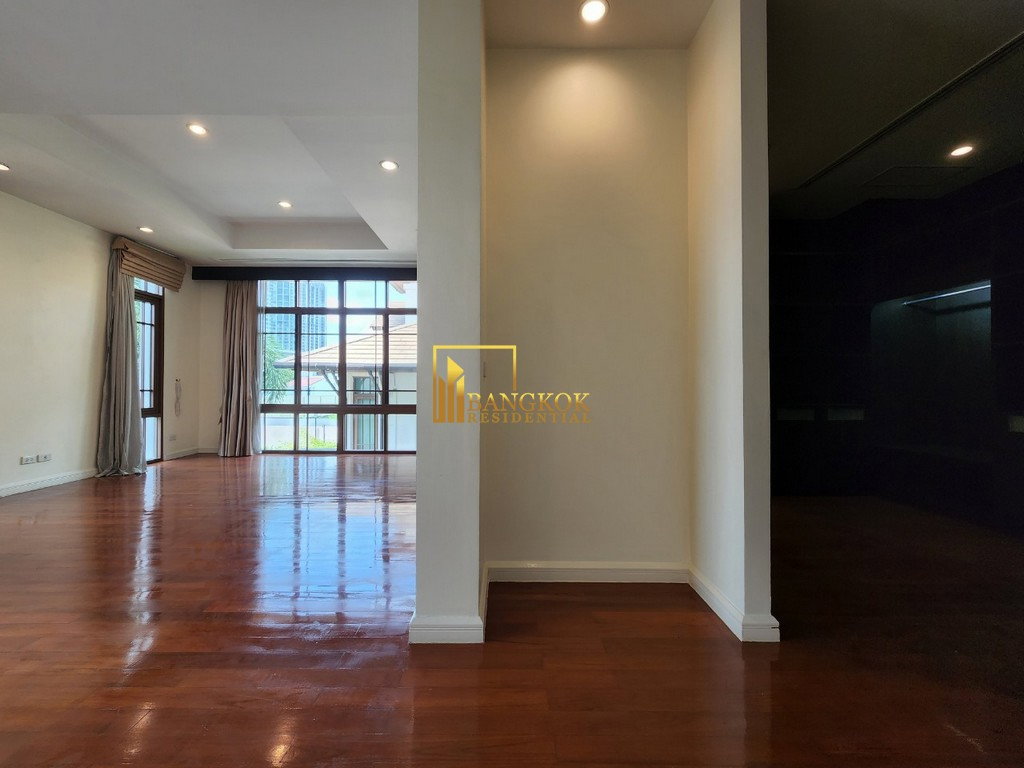 รูป Baan Sansiri 67 | Impressive 4 Bedroom Luxury House For Rent - BR8408SH - รูปที่ 33/48