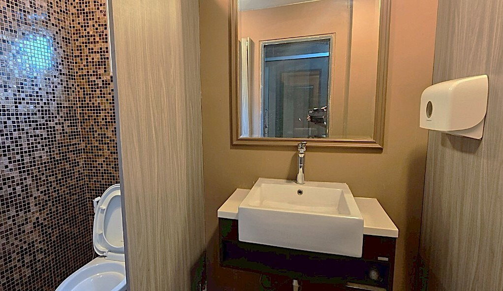 รูป อาคารให้เช่าพร้อมลิฟท์ เดินถึง Airport Link ทำเล อโศก-พระราม 9 ** NO CO-AGENT ** - รูปที่ 27/31