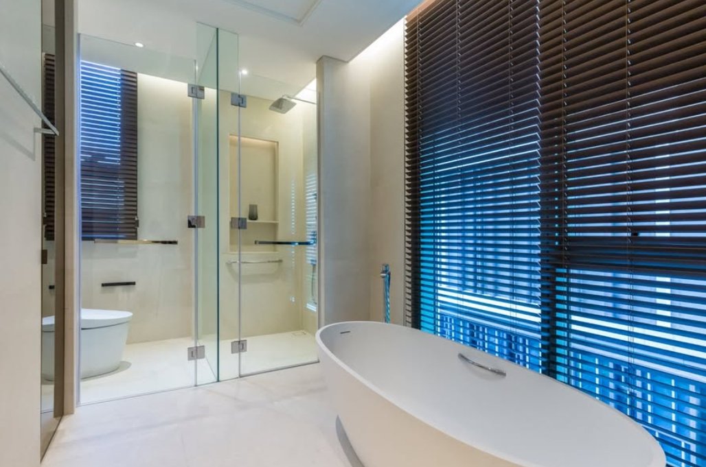 รูป Luxury Condo for Sale  Ratchadamri | City Lifestyle Luxury | Near BTS Ratchadamri | 31 MB | คอนโดหรูขาย ราชดำริ ไลฟ์สไตล์เมือง หรูหรา ใกล้ BTS ราชดำริ ⸻LTH14932 - รูปที่ 4/5
