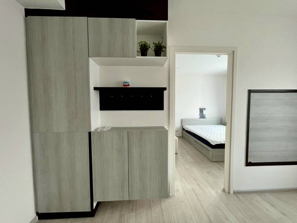 รูป ให้เช่า Escent ville condo เอสเซ็นท์ วิลล์ ติดเซ็นทรัลเฟส วิวสระว่ายน้ำ และสวน - รูปที่ 19/23