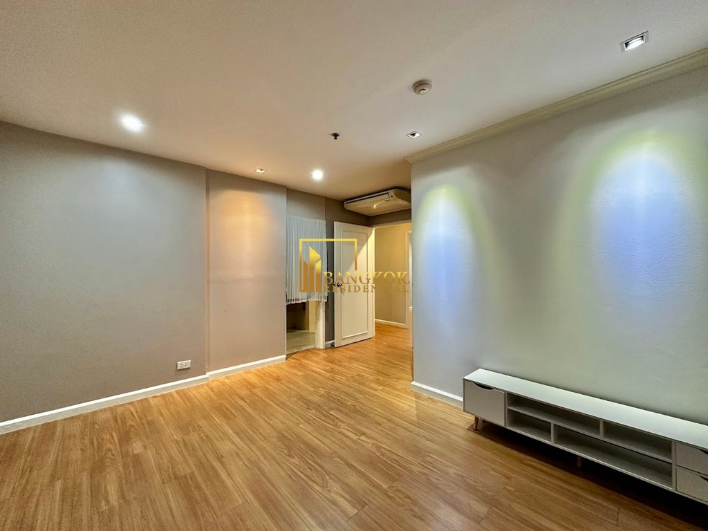 picture Top View Tower | Spacious 3 Bedroom Condo in Ekkamai Area - BR16676CD - 16/39