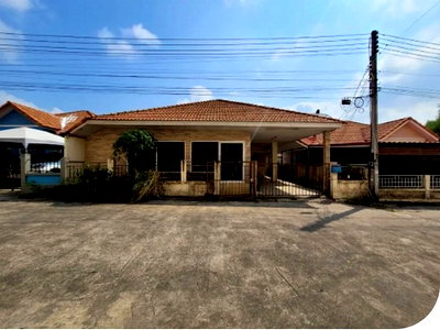 Houses for sale นิคมอุตสาหกรรม อีสเทิร์นซีบอร์ด : FOR SALE  HOUSE PROPERTY  2273000 BAHT.