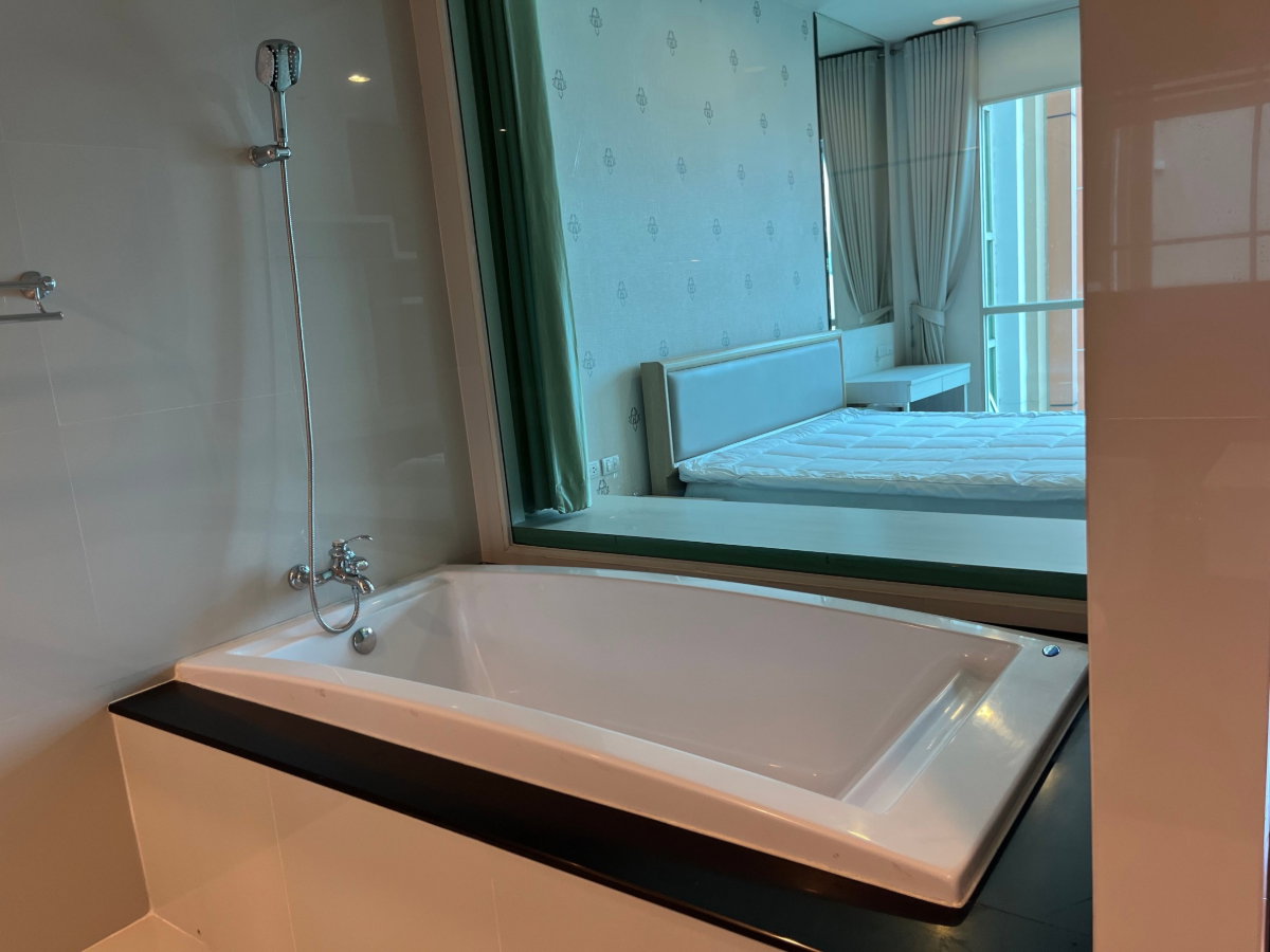 รูป For Rent Condo The Address Chidlom Fully furnished (S15-6523) - รูปที่ 3/12