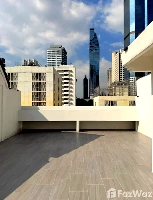 Townhouses for rent Bangkok : Townhome for Rent – 4 Floors in Sathorn Area 6174558