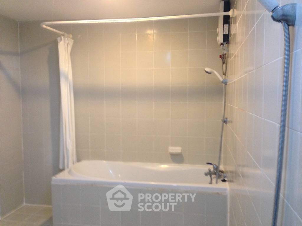 รูป คอนโด 3-ห้องนอน ที่ เดอะ วอเตอร์ฟอร์ด คอนโดมิเนียม ใกล้ BTS ทองหล่อ (ID 515671) - รูปที่ 11/15