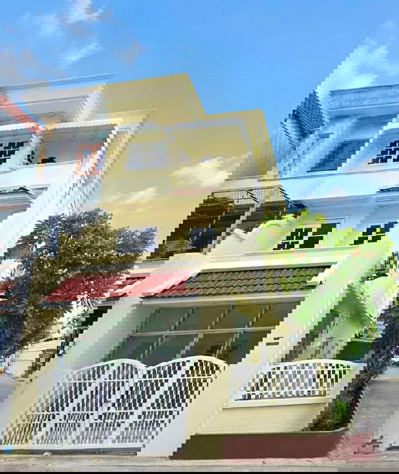 รูป R146 🚨ทาวน์โฮม 3 ชั้น ทำเลโชคชัย 4  ใกล้ MRT ภาวนา เพียง 6,490,000 บาท 🔥🔥 - รูปที่ 1/7