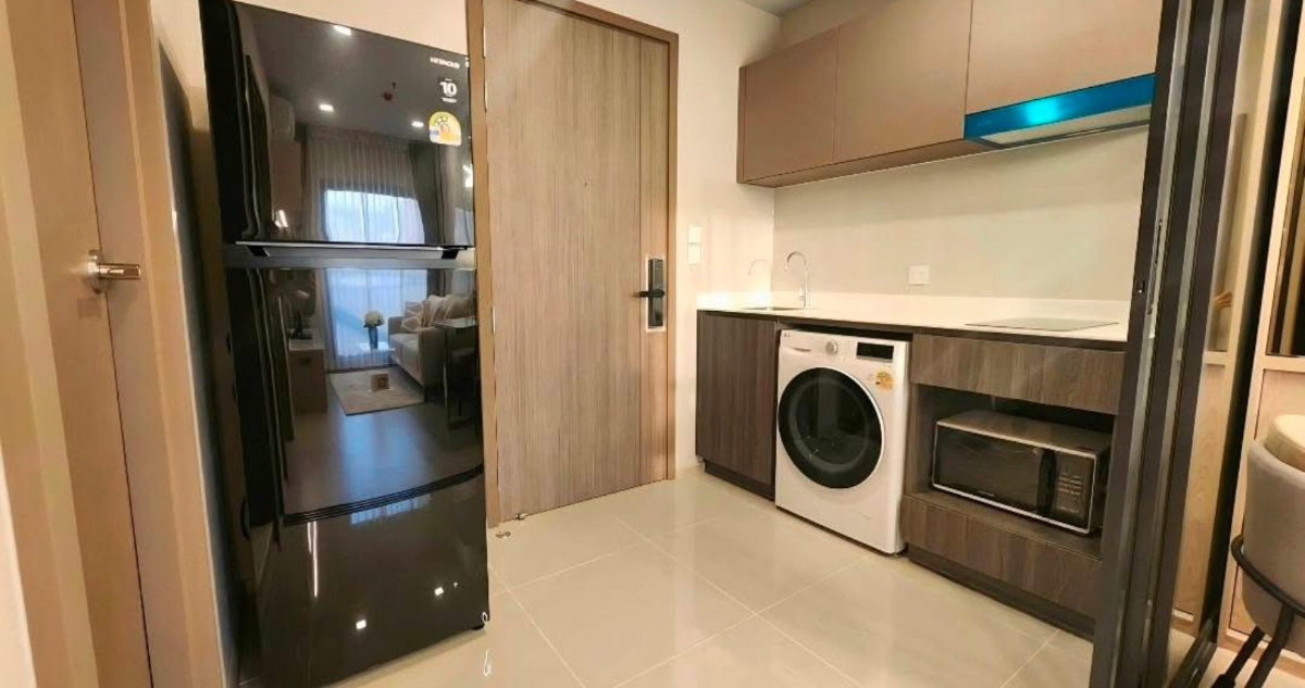 picture Life Phahon -          Ladprao - 9/9