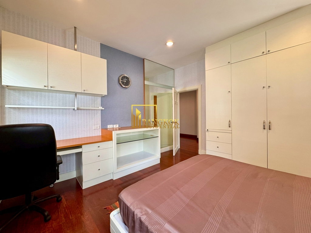 รูป Baan Pattanakarn | Spacious 4 Bedroom Luxury House For Sale - BR28159SH - รูปที่ 48/54