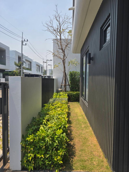 รูป ขายบ้านเดี่ยว โครงการใหม่ Holm2 สันพระเนตร ทำเลดี น้ำไม่ท่วม ออกแบบมาเพื่อปรับแต่งตามไลฟ์สไตล์ -SW003608 - รูปที่ 12/36