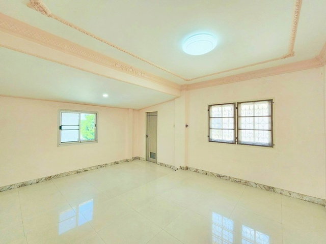 รูป ใกล้ MRTแยกบางพลู 2.9กม. เซ็นทรัล เวสต์เกต 2.5กม. บ้านเดี่ยว 2ชั้น 4นอน 3น้ำ 54 ตร.ว. 220 ตร.ม. - รูปที่ 6/8