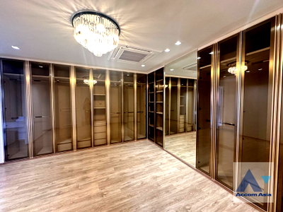 Condos for rent : 🔼🔽 AccomA 📩 Pet friendly 3 BR Condominium @Phatssana Gardens (AA19287)