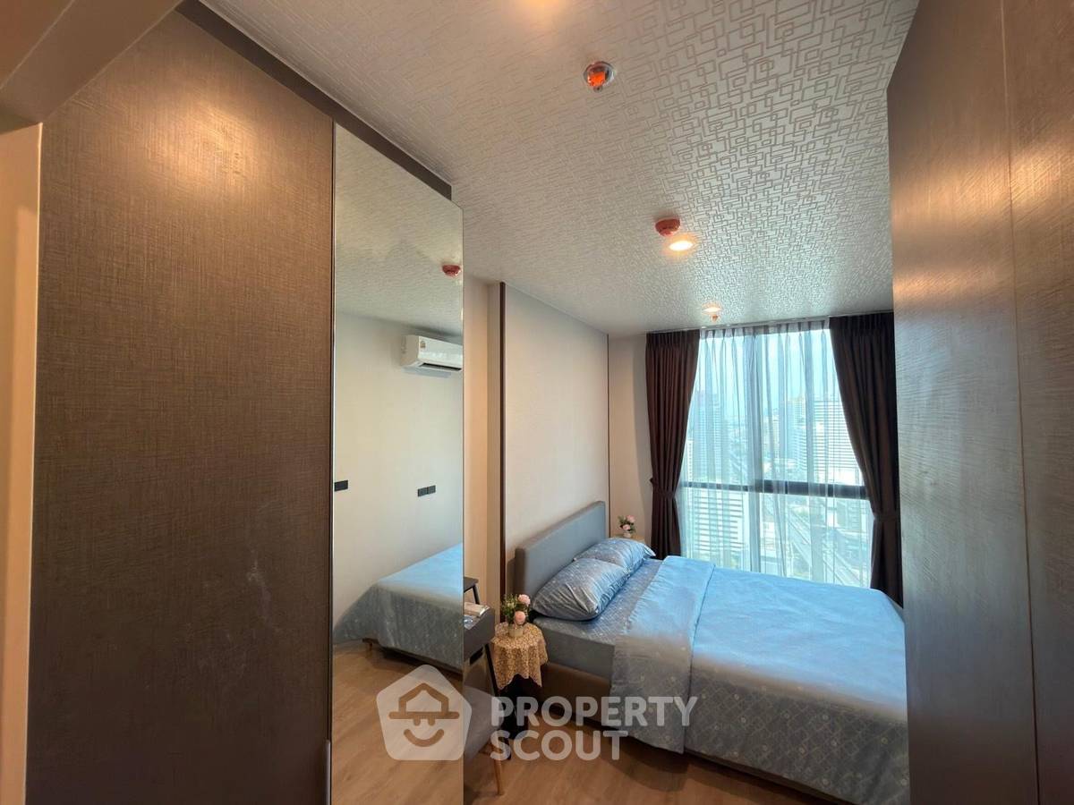 picture 3-BR Condo at Nue District R9 near MRT Phra Ram 9 (ID 2798071) - 10/15