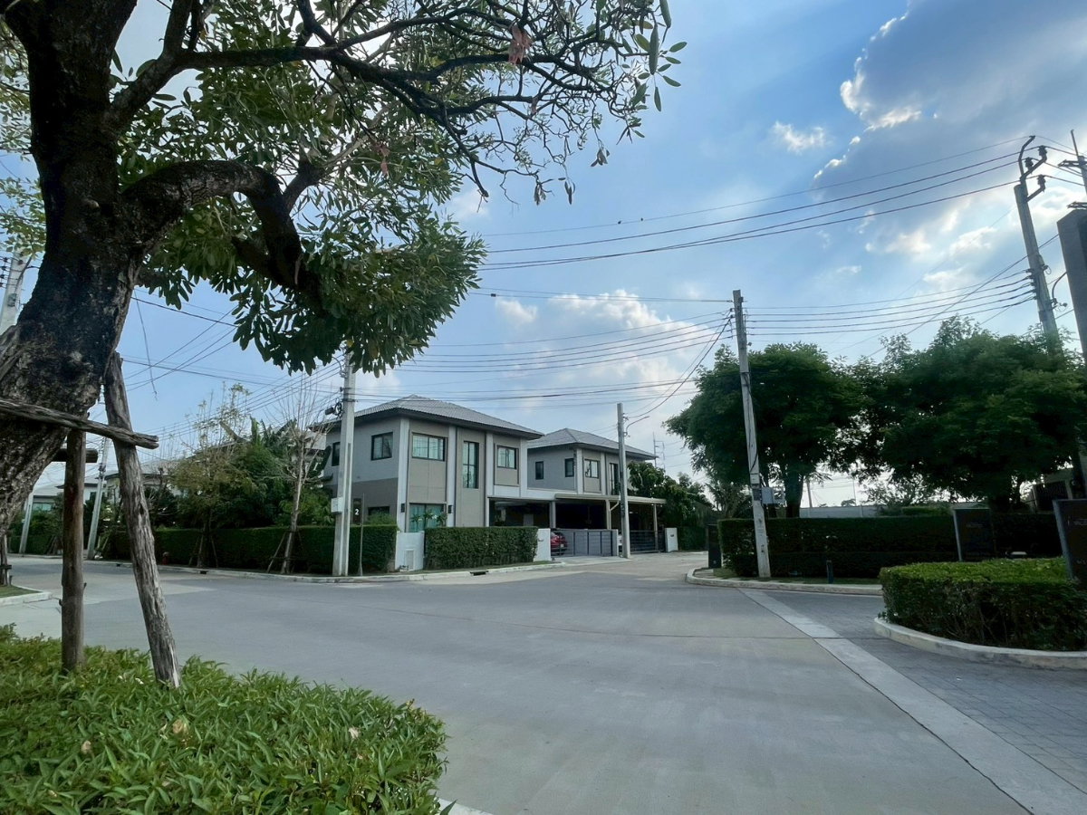 รูป ขายบ้านเดี่ยว 2 ชั้น หมู่บ้านแกรนด์พลีโน่ รามอินทรา-วงแหวน หลังมุม พร้อมอยู่#LB07 – 001190 - รูปที่ 10/14