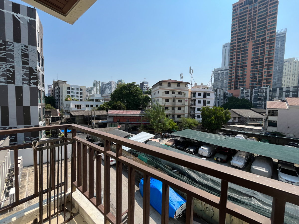 รูป Walk only 6 Minutes to MRT Queen Sirikit National Convention Center from CONDO - รูปที่ 10/20