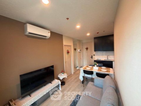 3-BR Condo at Nue District R9 near MRT Phra Ram 9 (ID 2798071)