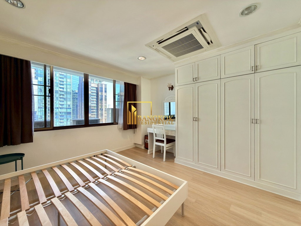 รูป Acadamia Grand Tower | Renovated 2 Bed Condo For Rent in Phrom Phong - BR14539CD - รูปที่ 9/31