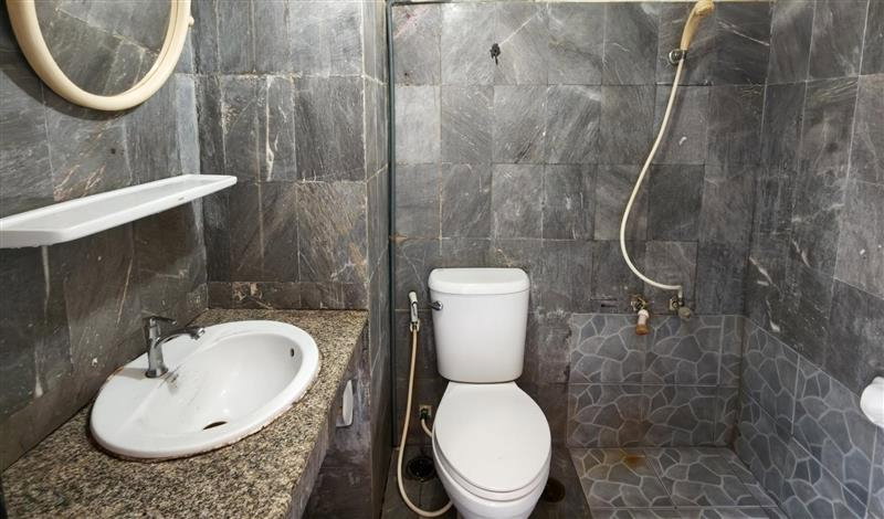 รูป ให้เช่าคอนโด เอช.อาร์.เรสซิเด้นซ์ (H.R.Residence) ราคามิตรภาพ พร้อมเฟอร์ ห้องสวย - รูปที่ 4/11