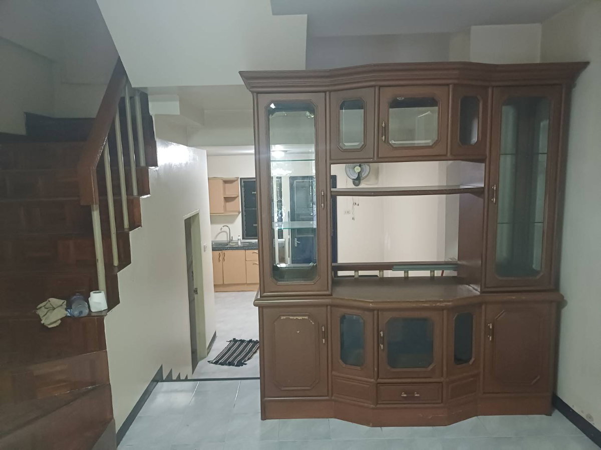 รูป ให้เช่าทาวน์เฮ้าส์ 3 ชั้น ม.มั่งมีซิตี้ - รูปที่ 5/23