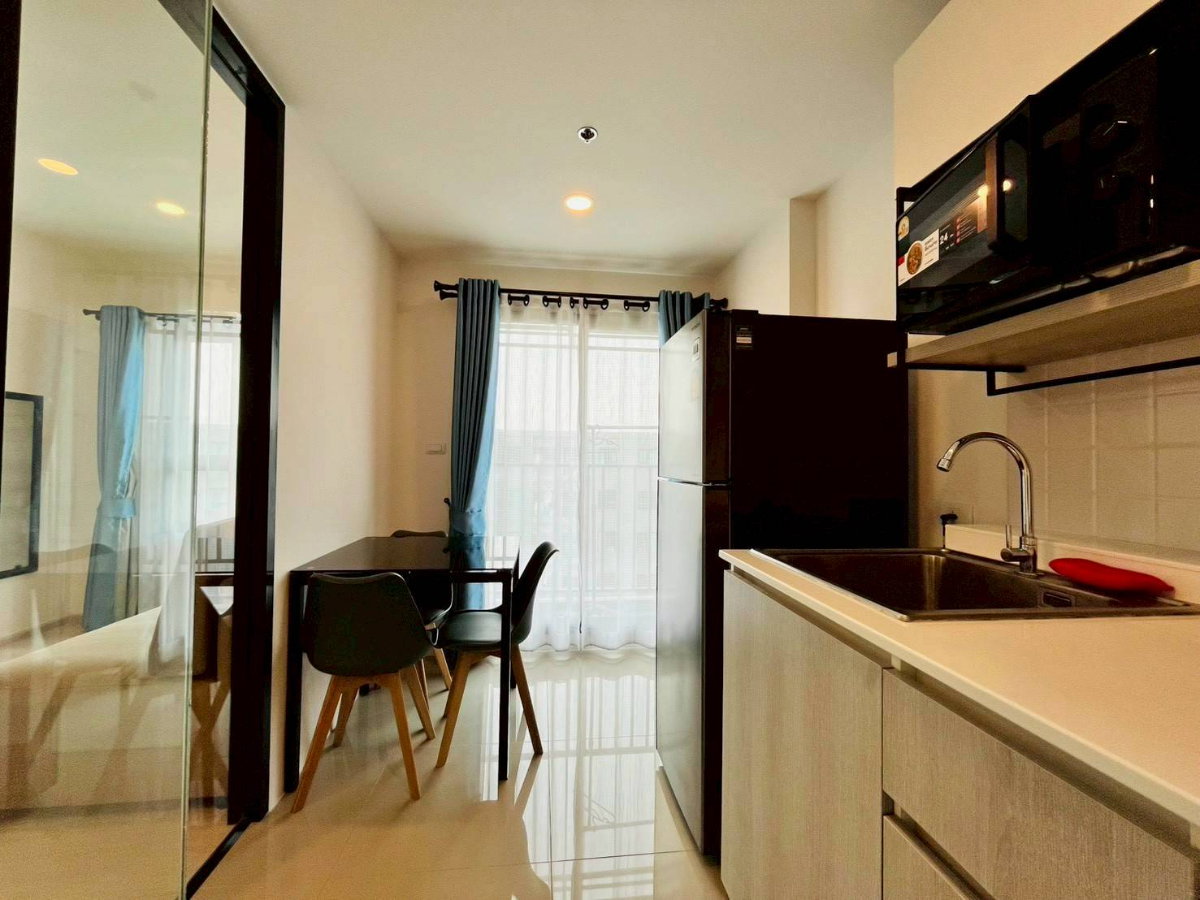 รูป ให้เช่า Escent ville condo เอสเซ็นท์ วิลล์ ติดเซ็นทรัลเฟส วิวสระว่ายน้ำ และสวน - รูปที่ 12/23