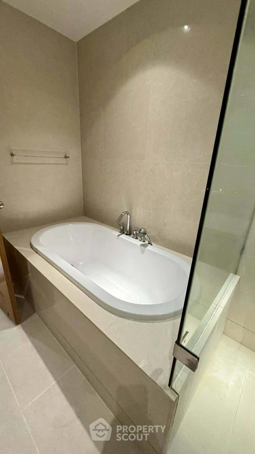 รูป คอนโด 1-ห้องนอน ที่ ดิ เอ็มโพริโอ เพลส ใกล้ BTS พร้อมพงษ์ (ID 2797941) - รูปที่ 11/13