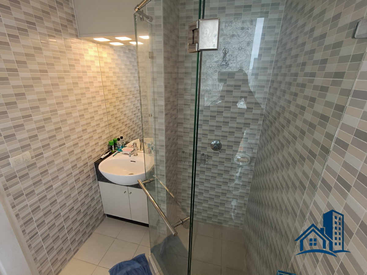 picture Corner unit, high floor, river view, completely renovated, very beautiful - 20/27