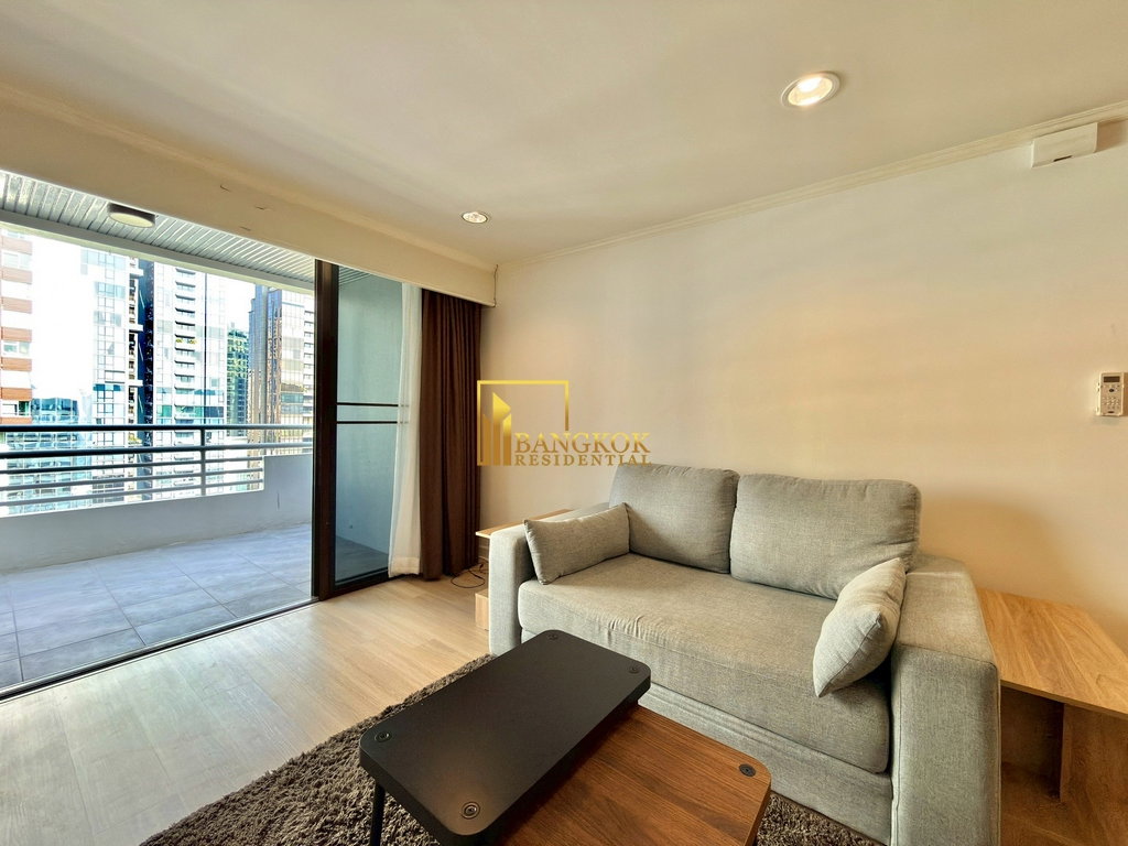 รูป Acadamia Grand Tower | Renovated 2 Bed Condo For Rent in Phrom Phong - BR14539CD - รูปที่ 2/31