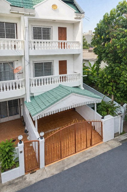 รูป ใหญ่มาก! 4นอน เซ็นทรัลปิ่นเกล้า จรัญฯ43-45 MRTบางขุนนนท์ บางยี่ขัน ให้เช่าทาวน์เฮ้าส์ใหญ่ 3ชั้น แอร์3ตัว - รูปที่ 1/8