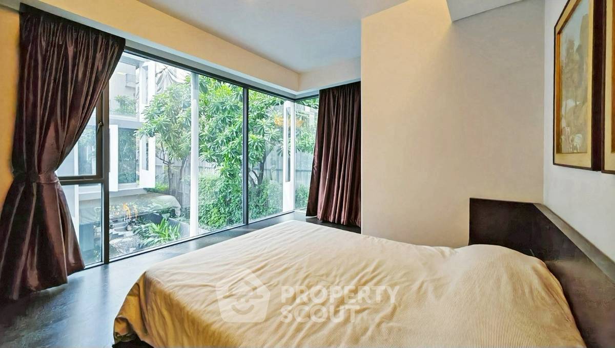 picture 2-BR Condo at Siamese Gioia near MRT Phetchaburi (ID 2796332) - 2/12