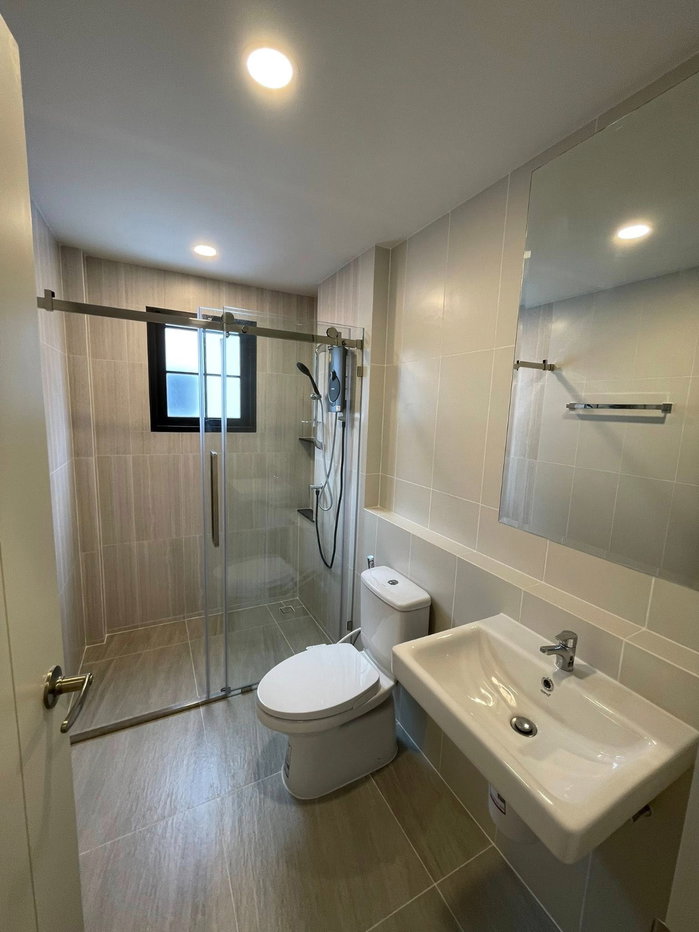 picture RS5773 House for Rent at Centro Bangna: Modern Style Detached House with Complete Functionality and Spacious Living - 11/13