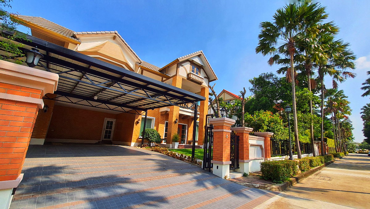 รูป [บ้านสวยพร้อมอยู่] บ้านเดี่ยวหลังใหญ่ 162 ตร.ว. คิวเฮ้าส์ อเวนิว พระราม 5 มีเรือนรับรอง ใกล้ รร.เด่นหล้า - รูปที่ 2/17