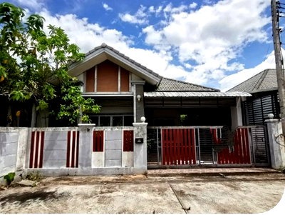บ้านเดี่ยว ม.ตาปี : BP00396 ขายบ้านเดี่ยว หมู่บ้านวิลล่าธารา ตำบลมะขามเตี้ย อำเภอเมืองสุราษฎร์ธานี จังหวัดสุราษฎร์ธานี