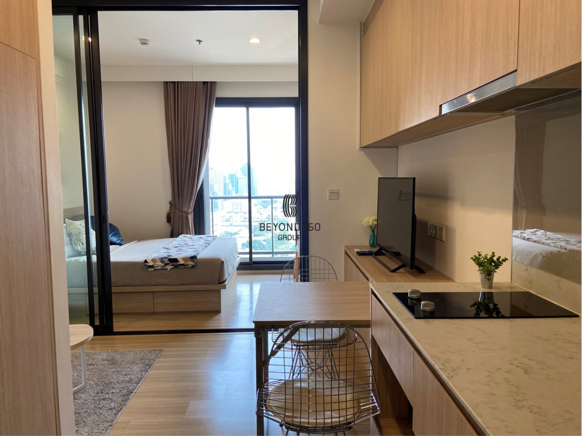 picture M Jatujak      🌟PN-00000084🌟 - 1/10