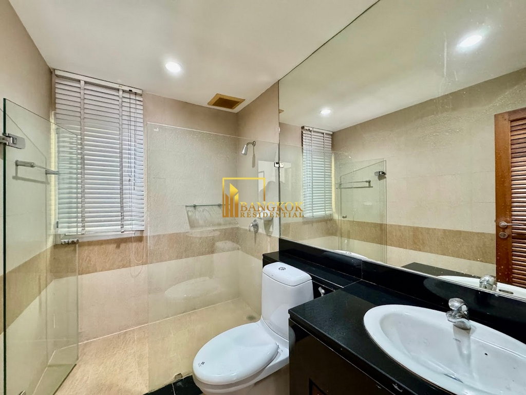รูป Baan Sun Wichai | Spacious 4 Bed Pool Villa in Rama 9 Area - BR28064SH - รูปที่ 30/38