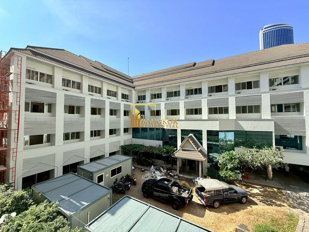 picture Silom Terrace | Spacious 2 Bedroom Property For Rent in Silom - BR5987CD - 18/31