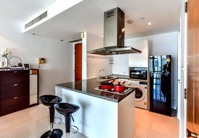 คอนโด BTS ทองหล่อ : Luxury Condo for Rent Ekkamai | City Lifestyle Luxury | Near BTS Ekkamai | 85,000 THB/Month | คอนโดหรูให้เช่า เอกมัย ไลฟ์สไตล์เมือง หรูหรา ใกล้ BTS เอกมัย 85,000 บาท/เดือน – LTH14950