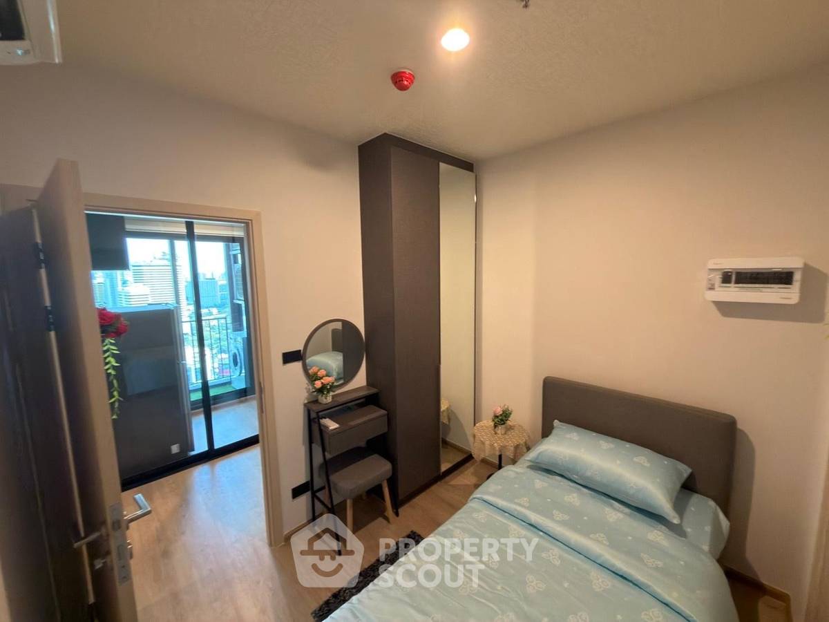 picture 3-BR Condo at Nue District R9 near MRT Phra Ram 9 (ID 2798071) - 12/15
