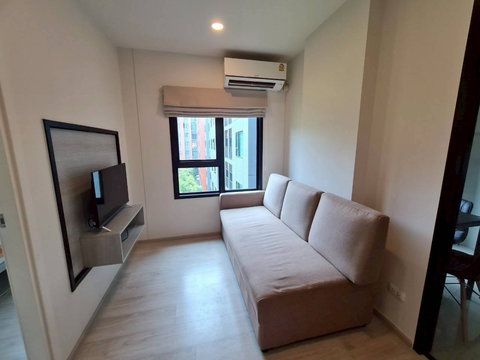 ให้เช่าคอนโด Escent Ville วิวสระว่ายน้ำ 360" ห้องเดี่ยวไม่ติดใคร ว่างพร้อมอยู่ 25 เมษา 69