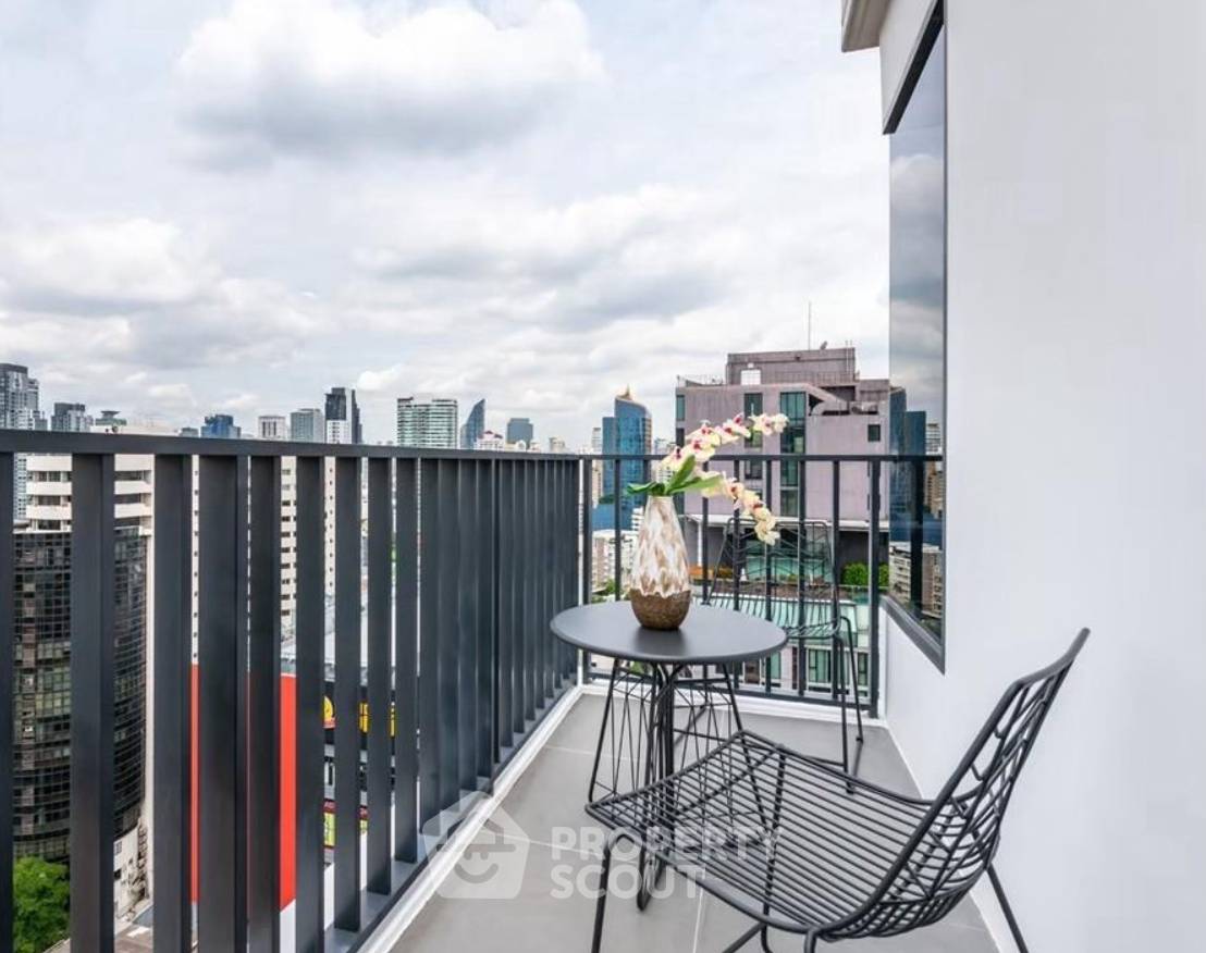 รูป คอนโด 2-ห้องนอน ที่ เอ็ม ทองหล่อ 10 ใกล้ BTS ทองหล่อ (ID 2706338) - รูปที่ 2/4