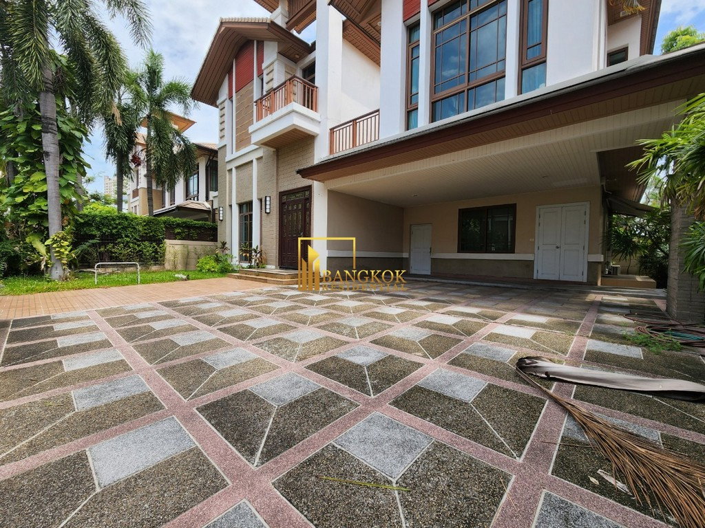 รูป Baan Sansiri 67 | Impressive 4 Bedroom Luxury House For Rent - BR8408SH - รูปที่ 2/48