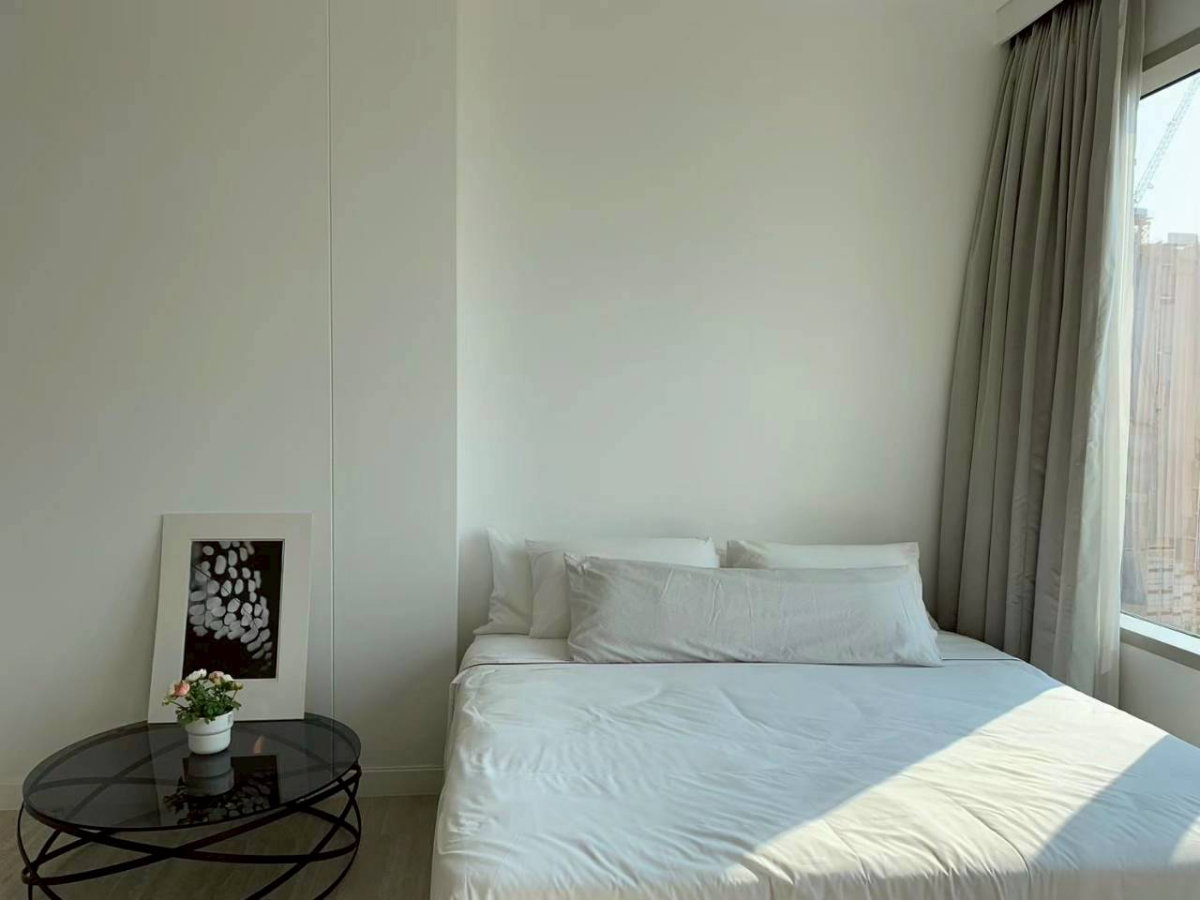 picture 185 Rajadamri 2 Bedroom For Rent - 18/39