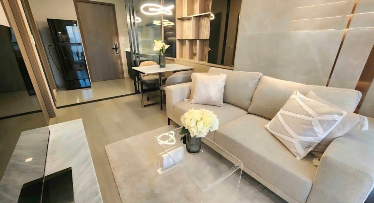 picture Life Phahon -          Ladprao - 3/9