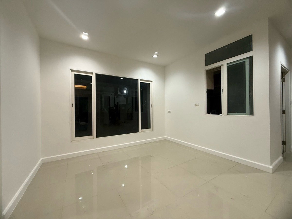 รูป ขายบ้านเดี่ยว 2 ชั้น หมู่บ้านโกลเด้นนีโอ อ่อนนุช - พัฒนาการ ใกล้รถไฟฟ้าสายสีเหลือง สถานีศรีนุช (N.2079) - รูปที่ 10/13