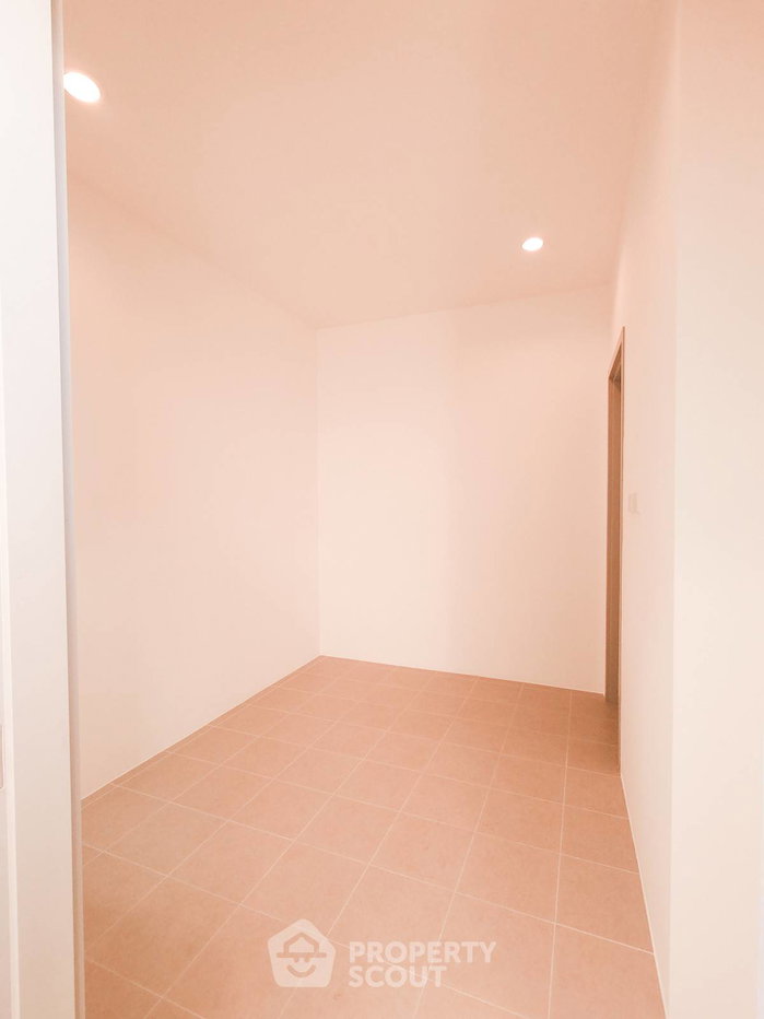 รูป บ้าน 3-ห้องนอน ที่ เอคิว อาร์เบอร์ สวนหลวง ร.9-พัฒนาการ ใน ดอกไม้ (ID 2628800) - รูปที่ 29/33